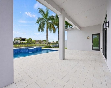 9168 Benedetta Place - Photo Thumbnail 27