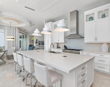 863 Enfield Street - Photo Thumbnail 24
