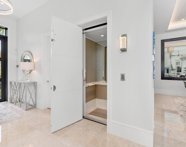 863 Enfield Street - Photo Thumbnail 32
