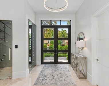 863 Enfield Street - Photo Thumbnail 8