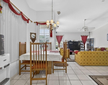 1940 S Club Drive - Photo Thumbnail 23