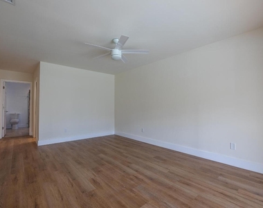 22352 Martella Avenue - Photo Thumbnail 2