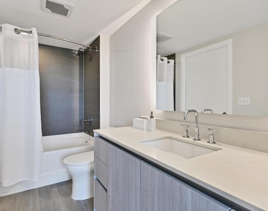 111 Se 1st Avenue - Photo Thumbnail 11