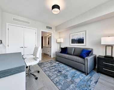 111 Se 1st Avenue - Photo Thumbnail 9