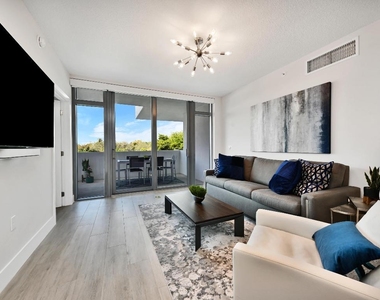 111 Se 1st Avenue - Photo Thumbnail 6