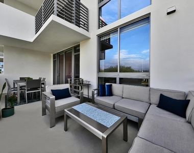 111 Se 1st Avenue - Photo Thumbnail 15