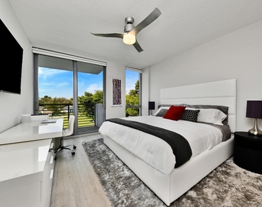 111 Se 1st Avenue - Photo Thumbnail 7