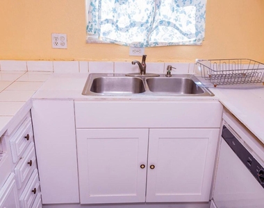 3240 Ridge Hill Road - Photo Thumbnail 3