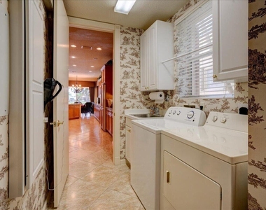 10891 Northgreen Drive - Photo Thumbnail 42