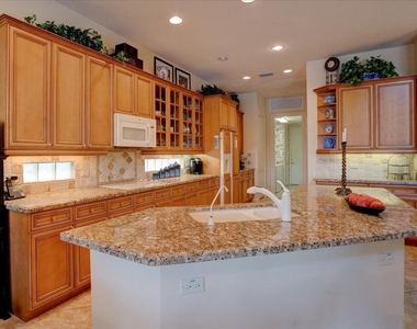 10891 Northgreen Drive - Photo Thumbnail 38