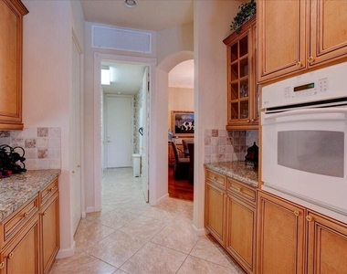 10891 Northgreen Drive - Photo Thumbnail 35