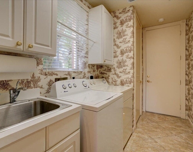 10891 Northgreen Drive - Photo Thumbnail 43