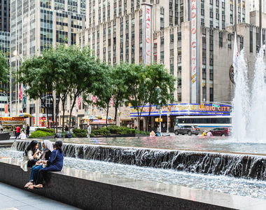 305 West 50th Street - Photo Thumbnail 16