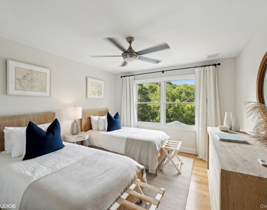 935 Corey Creek Lane - Photo Thumbnail 9