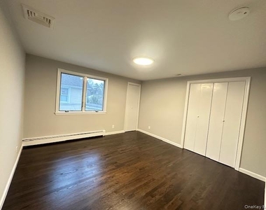 38 Avenue B - Photo Thumbnail 6