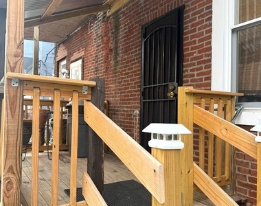 5707 Lansdowne Avenue - Photo Thumbnail 9