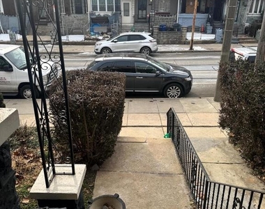 5707 Lansdowne Avenue - Photo Thumbnail 3