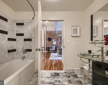 311 W Baltimore Street - Photo Thumbnail 9