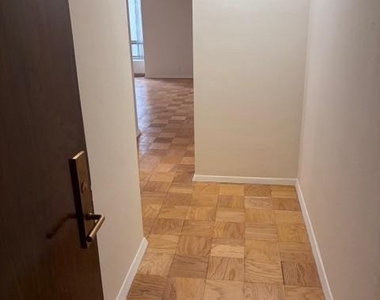 1435 4th Street Sw - Photo Thumbnail 1