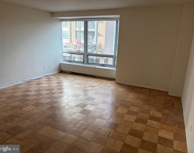 1435 4th Street Sw - Photo Thumbnail 2