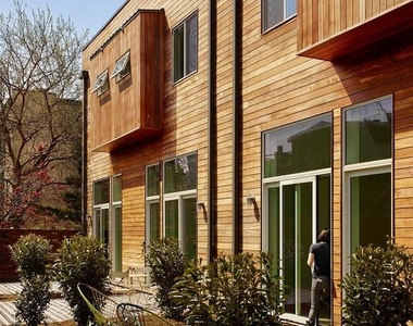 446 Ridge Street Nw - Photo Thumbnail 19
