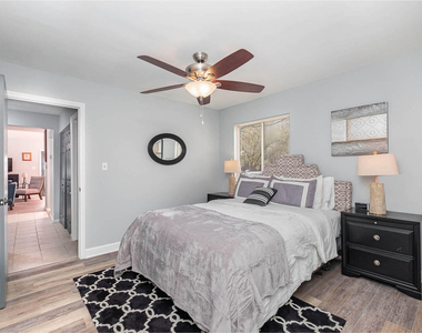 2100 Peppertree Street - Photo Thumbnail 3