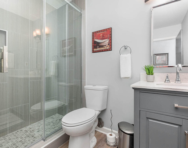 2100 Peppertree Street - Photo Thumbnail 4