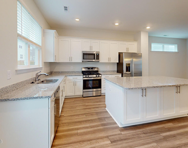 200 Lemon Leaf Place - Photo Thumbnail 19