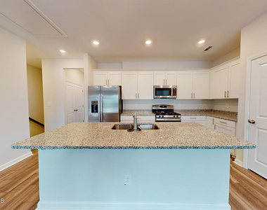 200 Lemon Leaf Place - Photo Thumbnail 1