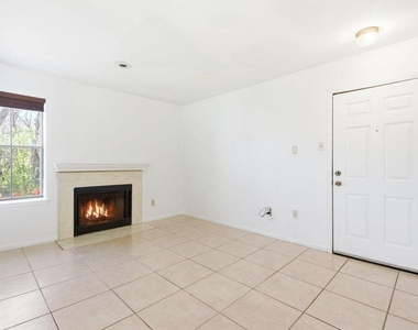 4500 E Oltorf St - Photo Thumbnail 1