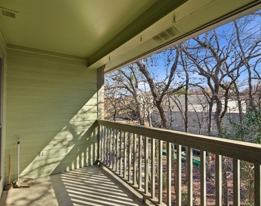 4500 E Oltorf St - Photo Thumbnail 8