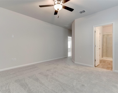 10716 Timber Brook Pass - Photo Thumbnail 11