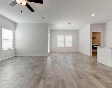 10716 Timber Brook Pass - Photo Thumbnail 3