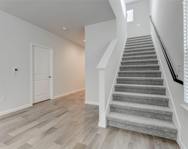 10716 Timber Brook Pass - Photo Thumbnail 17