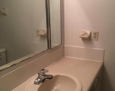 7703 Las Palmas Way - Photo Thumbnail 28
