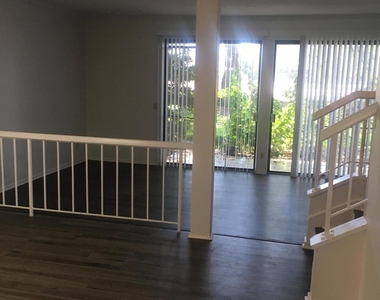 7703 Las Palmas Way - Photo Thumbnail 34