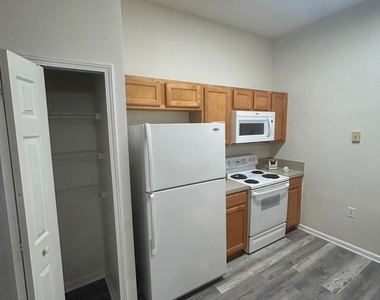 6063 Maggies Circle - Photo Thumbnail 5