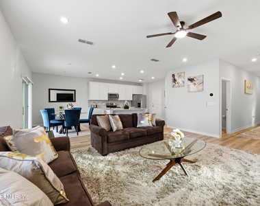14742 Cashew Avenue - Photo Thumbnail 8
