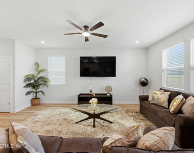 14742 Cashew Avenue - Photo Thumbnail 10