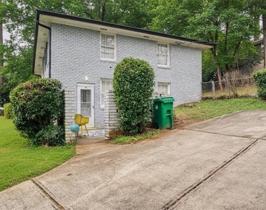 2418 Brookdale Drive Ne - Photo Thumbnail 37