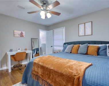 2418 Brookdale Drive Ne - Photo Thumbnail 27