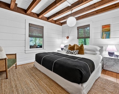 545 Chestnut Ridge - Photo Thumbnail 20