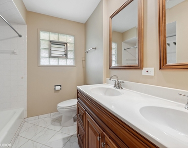 724 Barnsdale Road - Photo Thumbnail 8