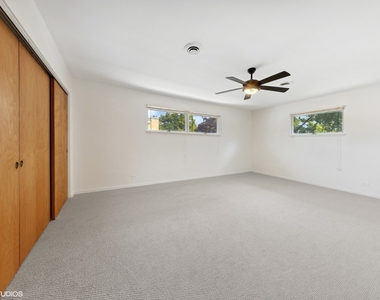 724 Barnsdale Road - Photo Thumbnail 6