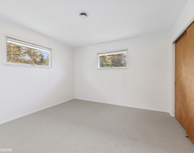724 Barnsdale Road - Photo Thumbnail 9