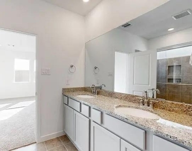 21611 Shadowbrook Birch Drive - Photo Thumbnail 3