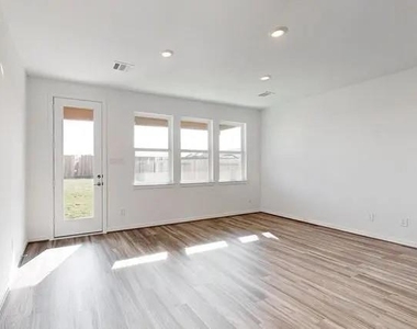 21611 Shadowbrook Birch Drive - Photo Thumbnail 16