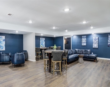 7315 Brompton Street - Photo Thumbnail 16