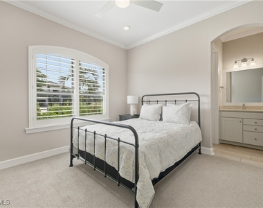 19074 Elston Way - Photo Thumbnail 4