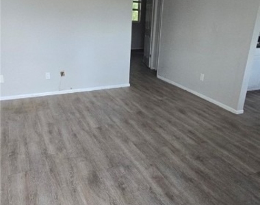 2670 Broadway - Photo Thumbnail 2